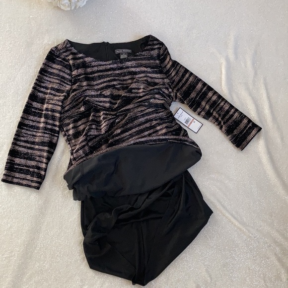 NWT Metallic Rose Gold Velvet Cocktail Long Sleeve Dress - Picture 13 of 16